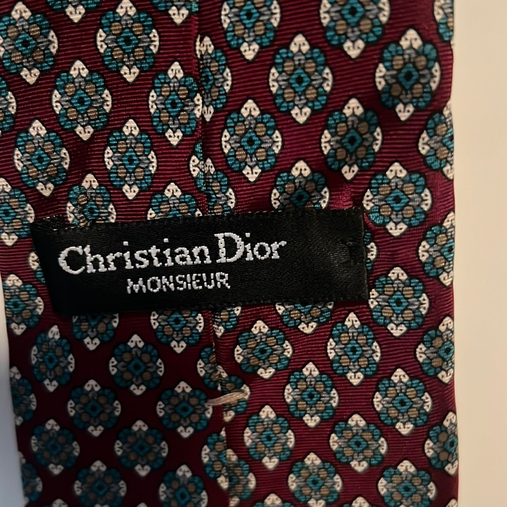 Brand New Christian Dior tie. Never worn. Mens